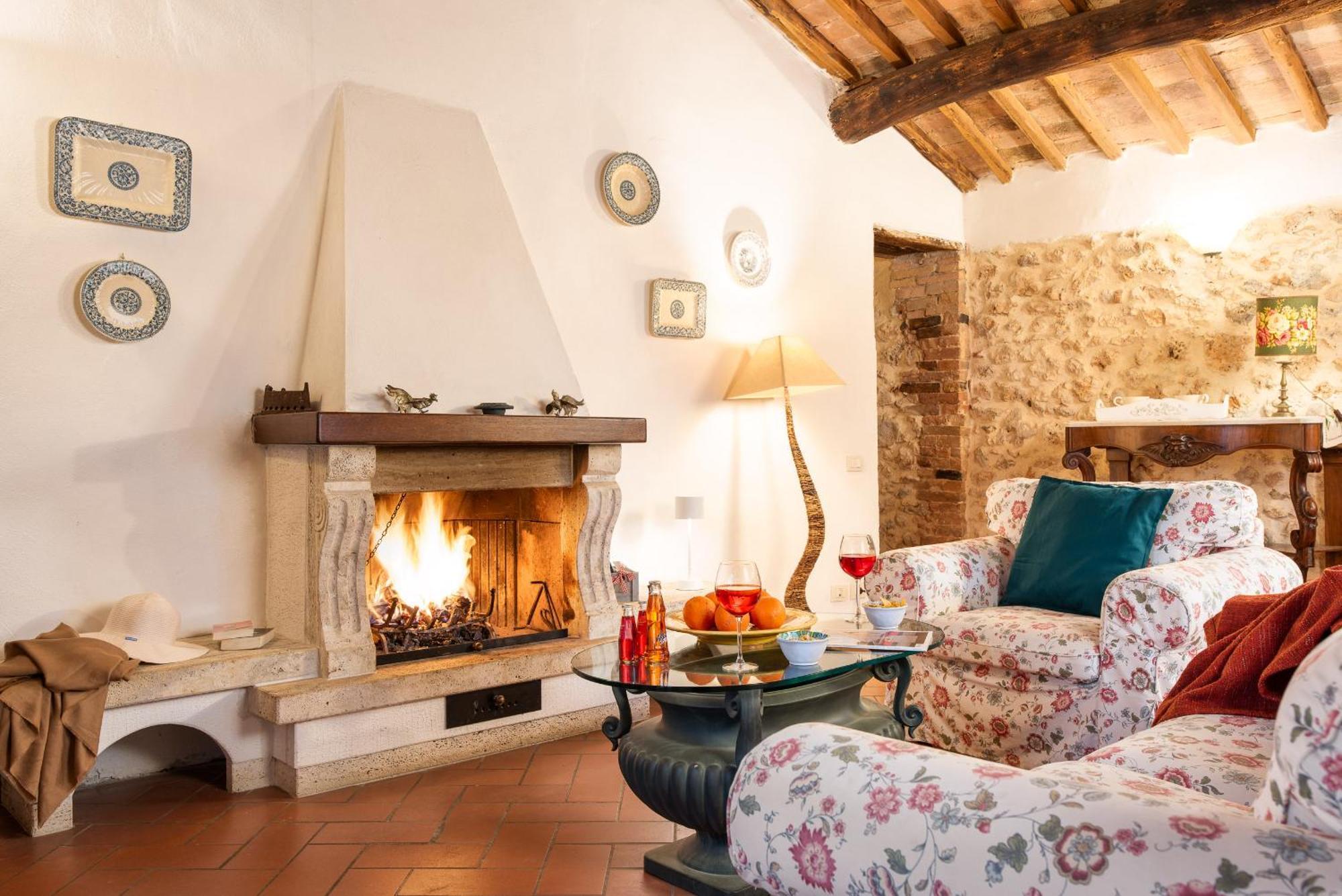 Villa Borgo Dei Fondi à Sienne Extérieur photo