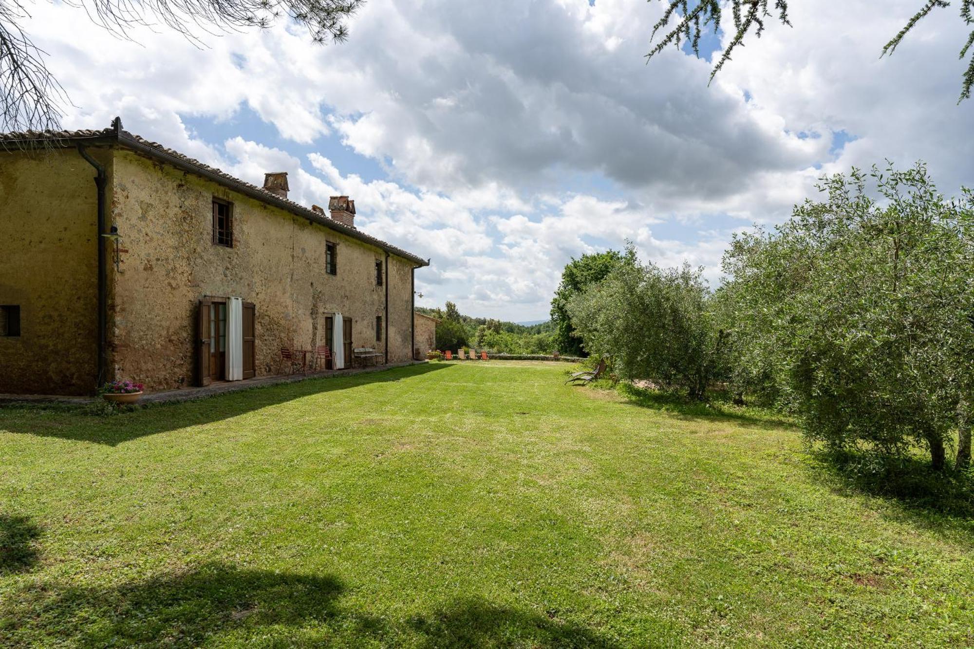 Villa Borgo Dei Fondi à Sienne Extérieur photo